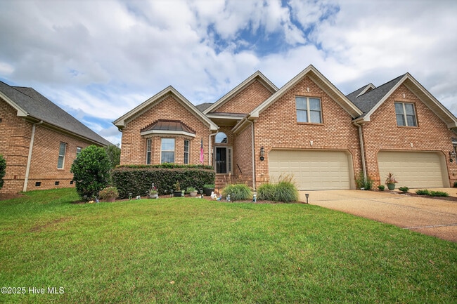 Primary Photo - 3253 Gardenwood Dr