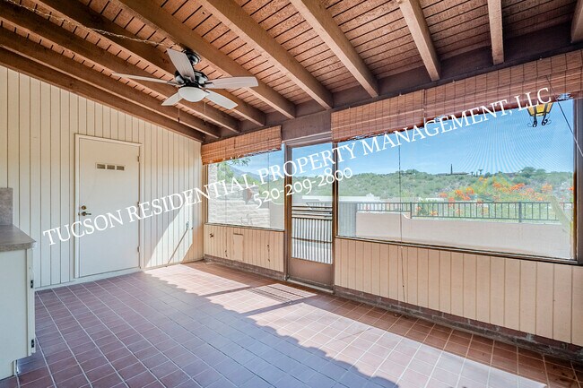 Building Photo - 5084 N Camino Del Lazo