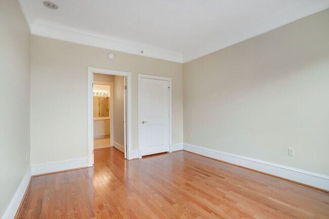 Building Photo - 2600 Pennsylvania Ave NW