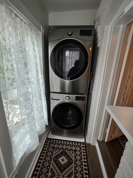 Laundry Room-2nd Floor - 27 Rock St