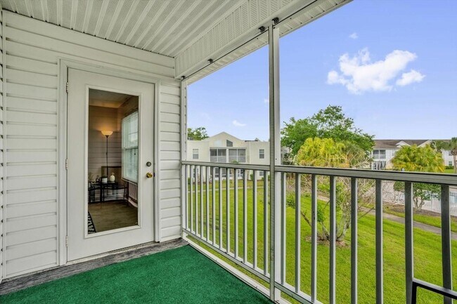 Building Photo - 3960 Southpointe Dr