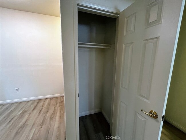 Building Photo - 24909 Madison Ave