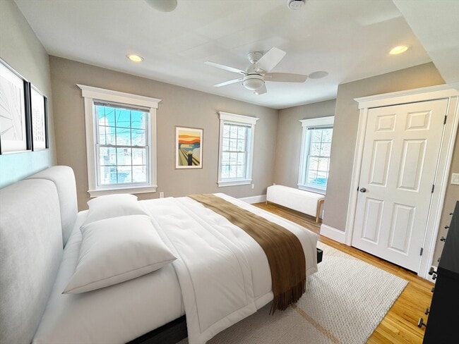 Building Photo - 37 Fenton St