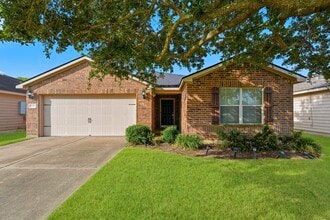 Building Photo - 6910 Clover Walk Ln