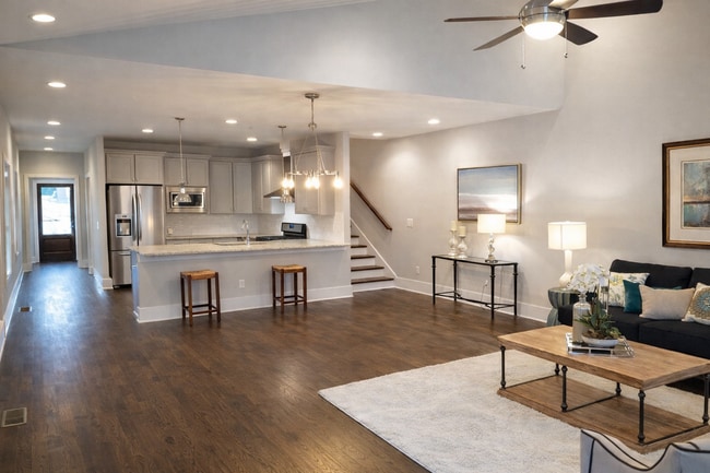 Building Photo - Beautiful East Nashville Home