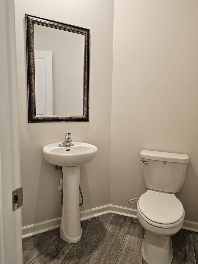 Building Photo - 403 Sea Grit Ct