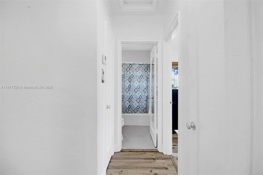 Building Photo - 89 Corydon Dr