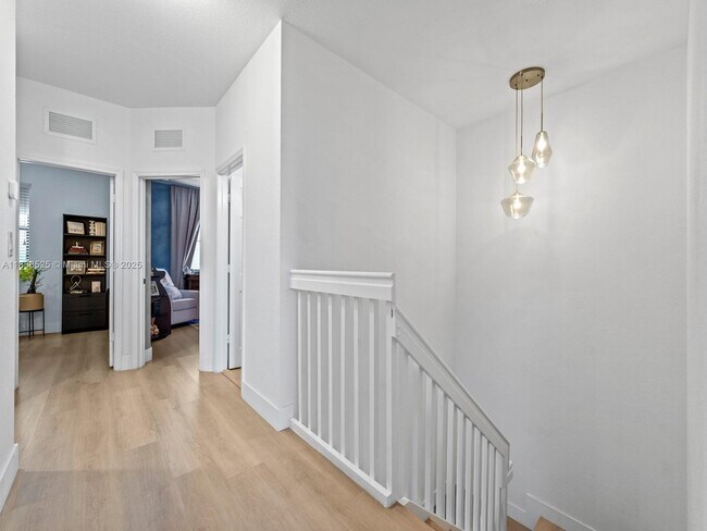 Building Photo - 4243 SW 164th Path