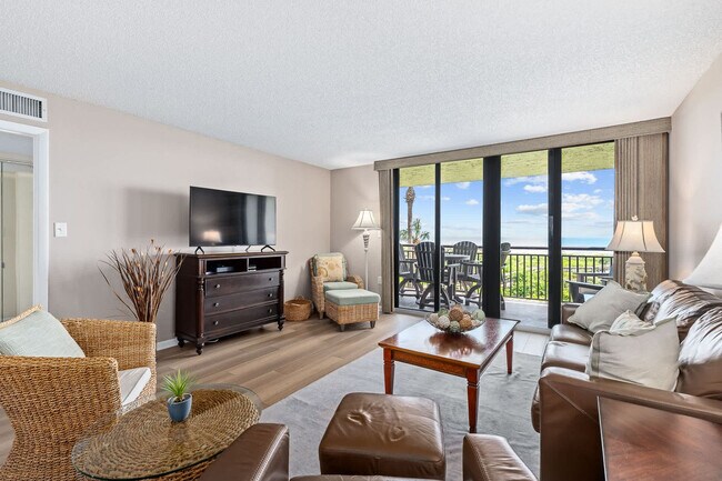 Building Photo - 6240 A1A S