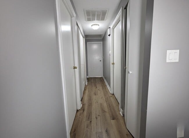 Building Photo - 3535 Paris Blvd