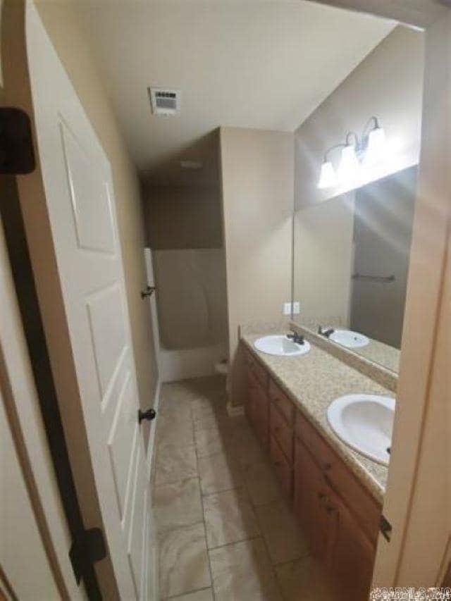 Building Photo - 2506 Westbury Dr
