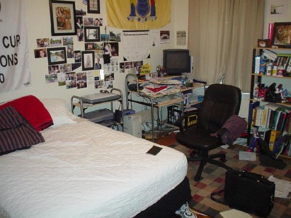 Building Photo - 56 Queensberry St