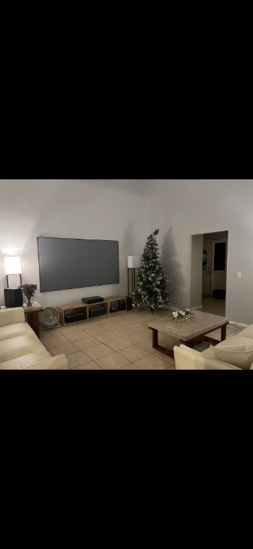 Building Photo - 1370-1376 6 Iron Dr