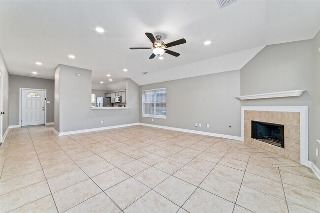 Building Photo - 12266 Noco Dr