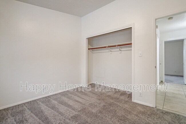 Building Photo - 1312 Quartz Dr SW