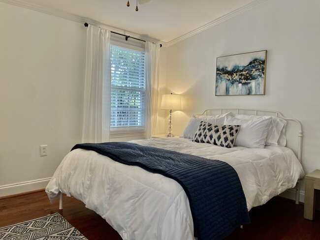 217- bedroom #1, queen size bed - 215 W Taylor St