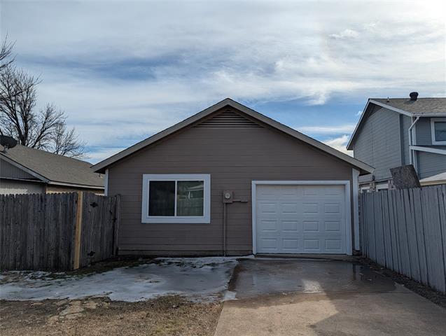 Building Photo - 9908 Lone Eagle Dr