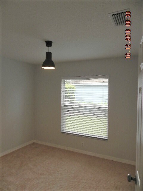 Building Photo - Charming 3 bedroom 2 Bath Home in St Cloud
