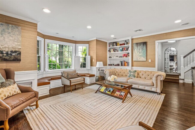 Building Photo - 9 Wyngate Pl