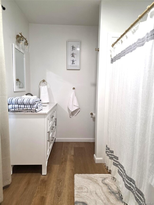 Building Photo - 90 W Market St