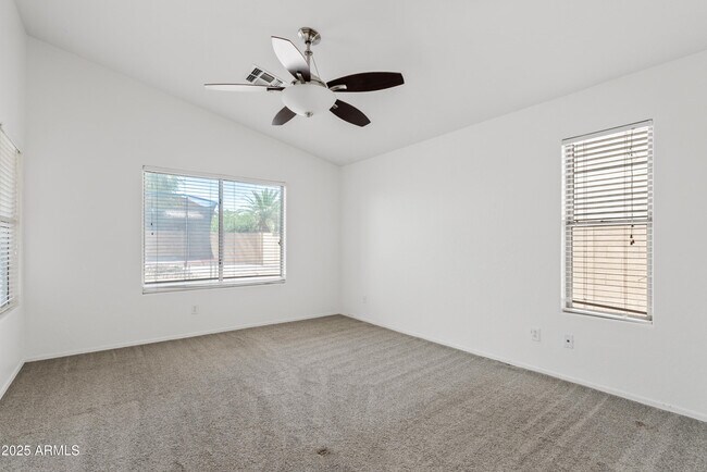 Building Photo - 3373 E Flamingo Ct
