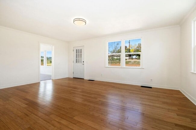 Building Photo - 3508 W Eisenhower Blvd