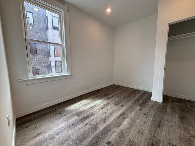 Building Photo - 240- 242 E Girard
