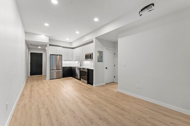 Building Photo - 24-28 Mt Pleasant St