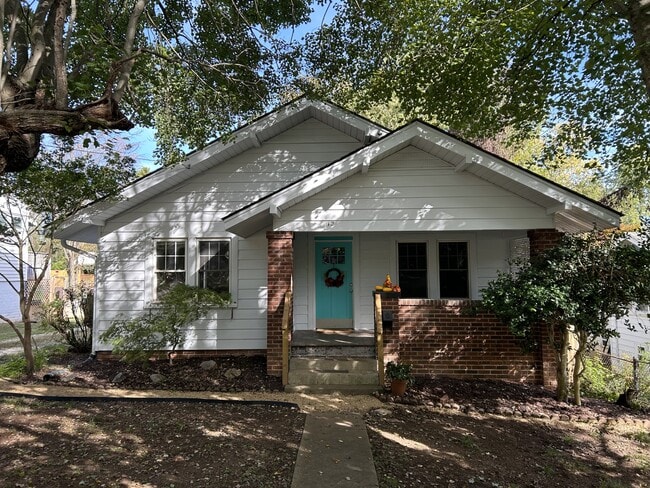 Building Photo - 12 Harvard Pl