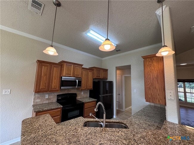 Building Photo - 2536 Mugho Dr