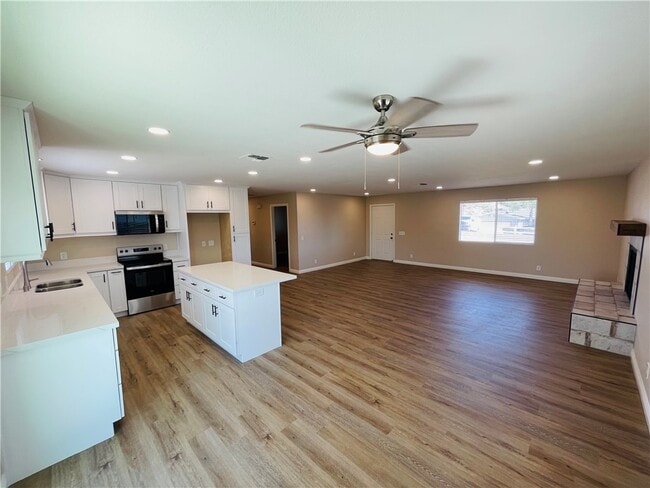 Building Photo - 28121 West Dr