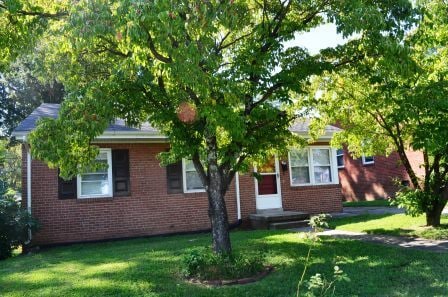 Building Photo - 3 BR/ 1 BA Lakeside Three bedroom with large fenced yard and detached garage/workshop