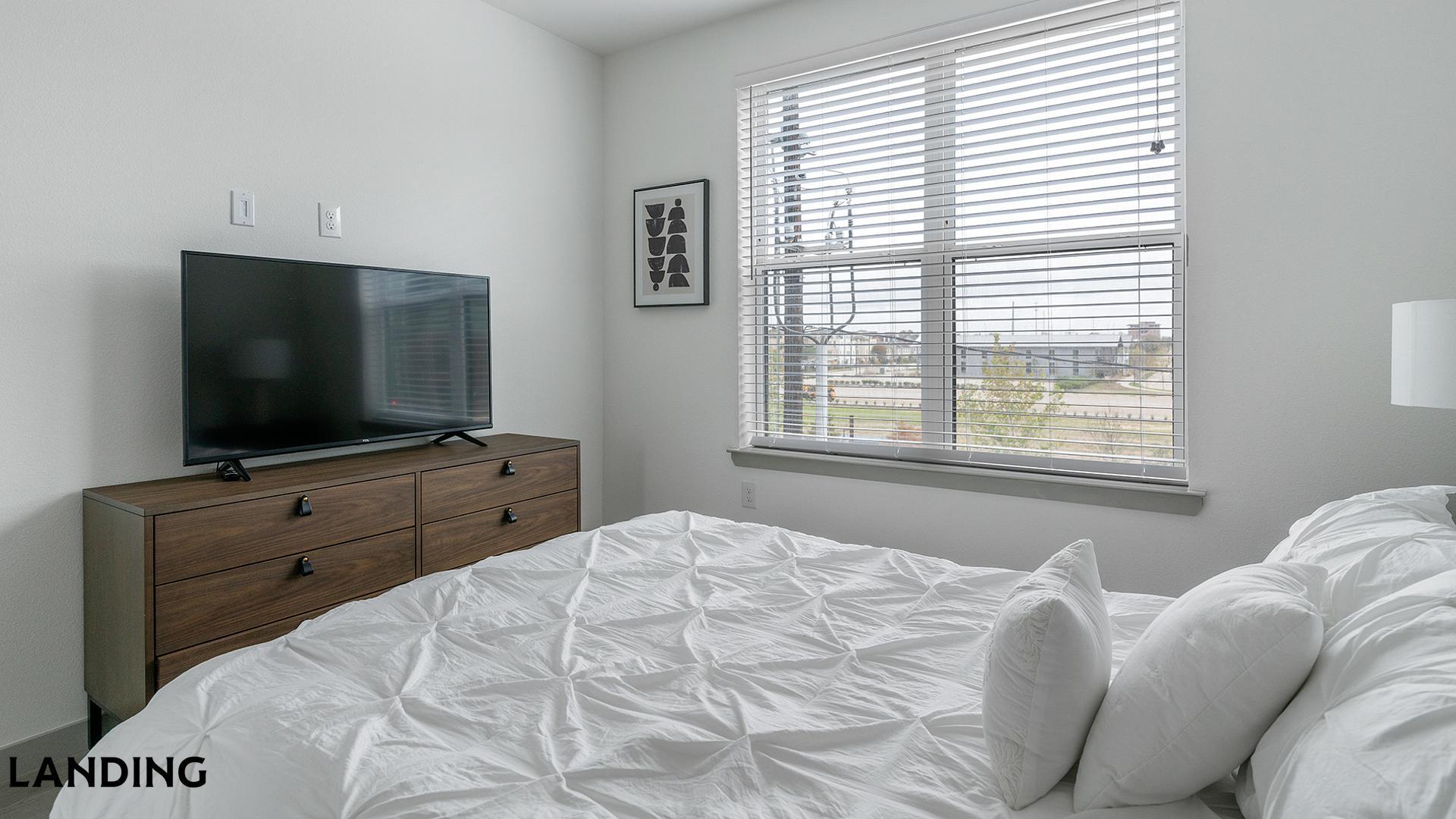 Building Photo - 91 Jensen Dr