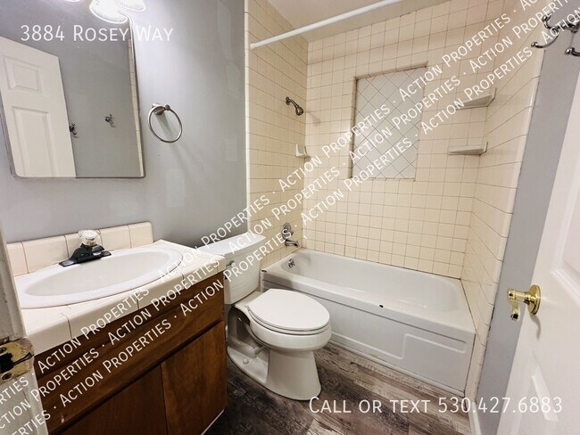 Building Photo - 3884 Rosey Way