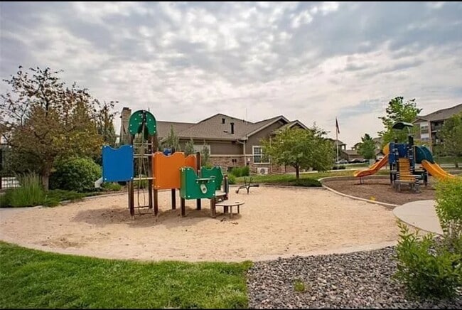 Building Photo - 3095 Blue Sky Cir