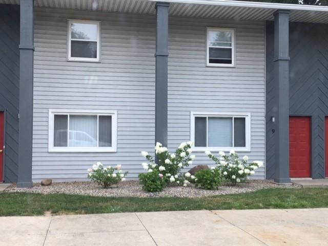 Building Photo - 240 Collier Drive