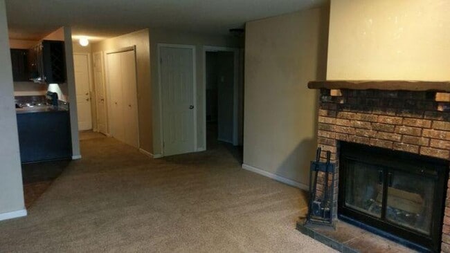 Building Photo - 2 bedroom in Billings MT 59105