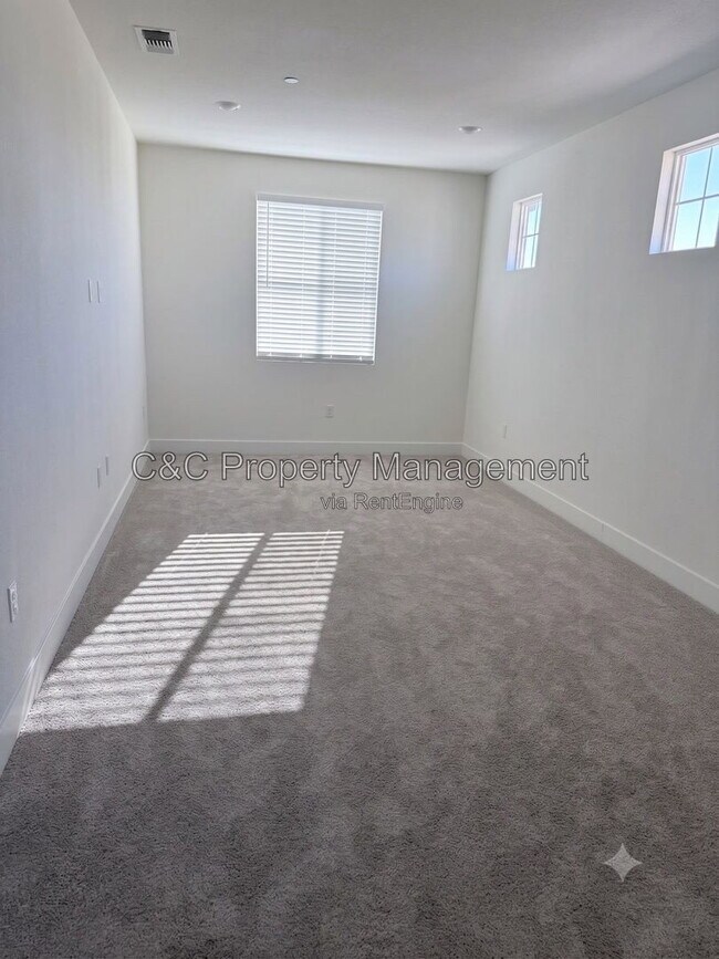 Building Photo - 333 Teton Ranch Wy