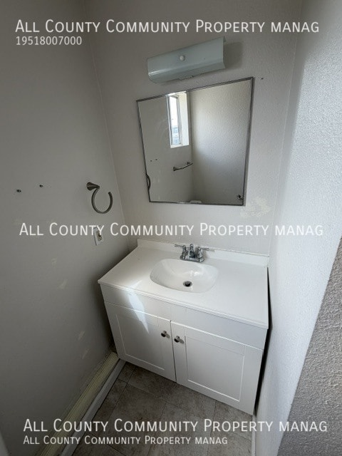 Building Photo - 2956 Mission Village Dr