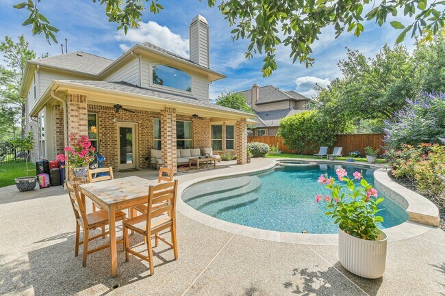 Building Photo - 6 S Wheatleigh Dr