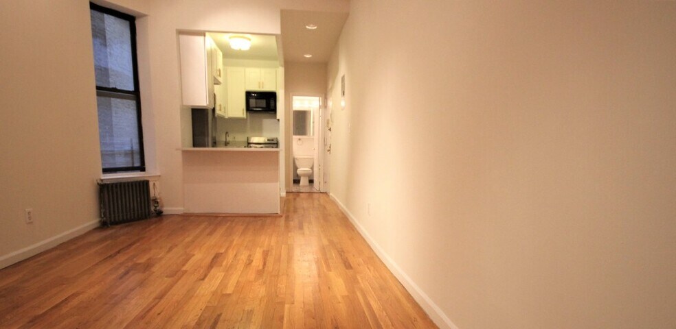 Building Photo - 484 Amsterdam Ave