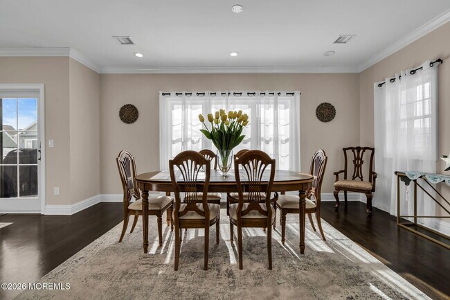 Building Photo - 58 Seaview Ave