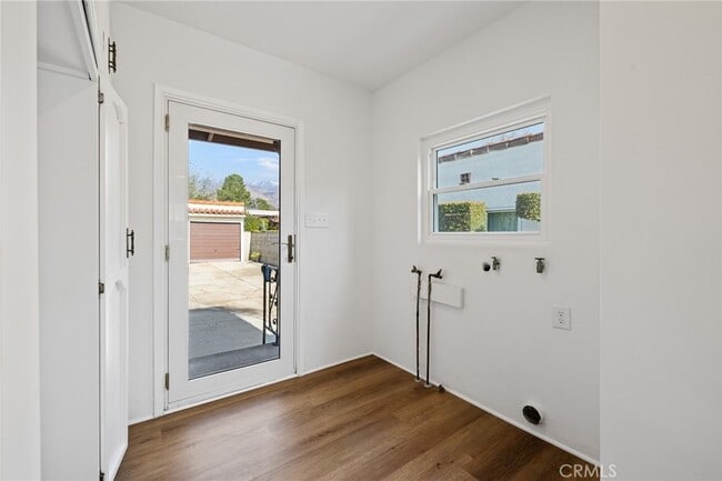 Building Photo - 119 Berkshire Ave