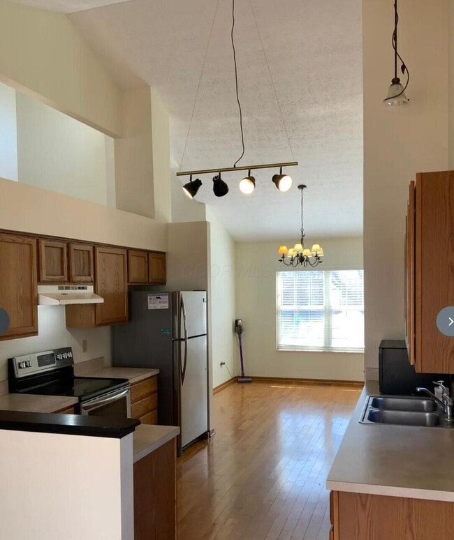 Building Photo - 5476 Mirage Dr
