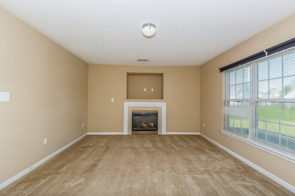 Building Photo - 2703 Cloven Pl