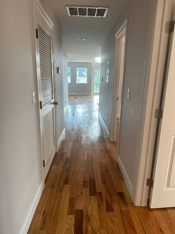 Building Photo - 838 S 14th St