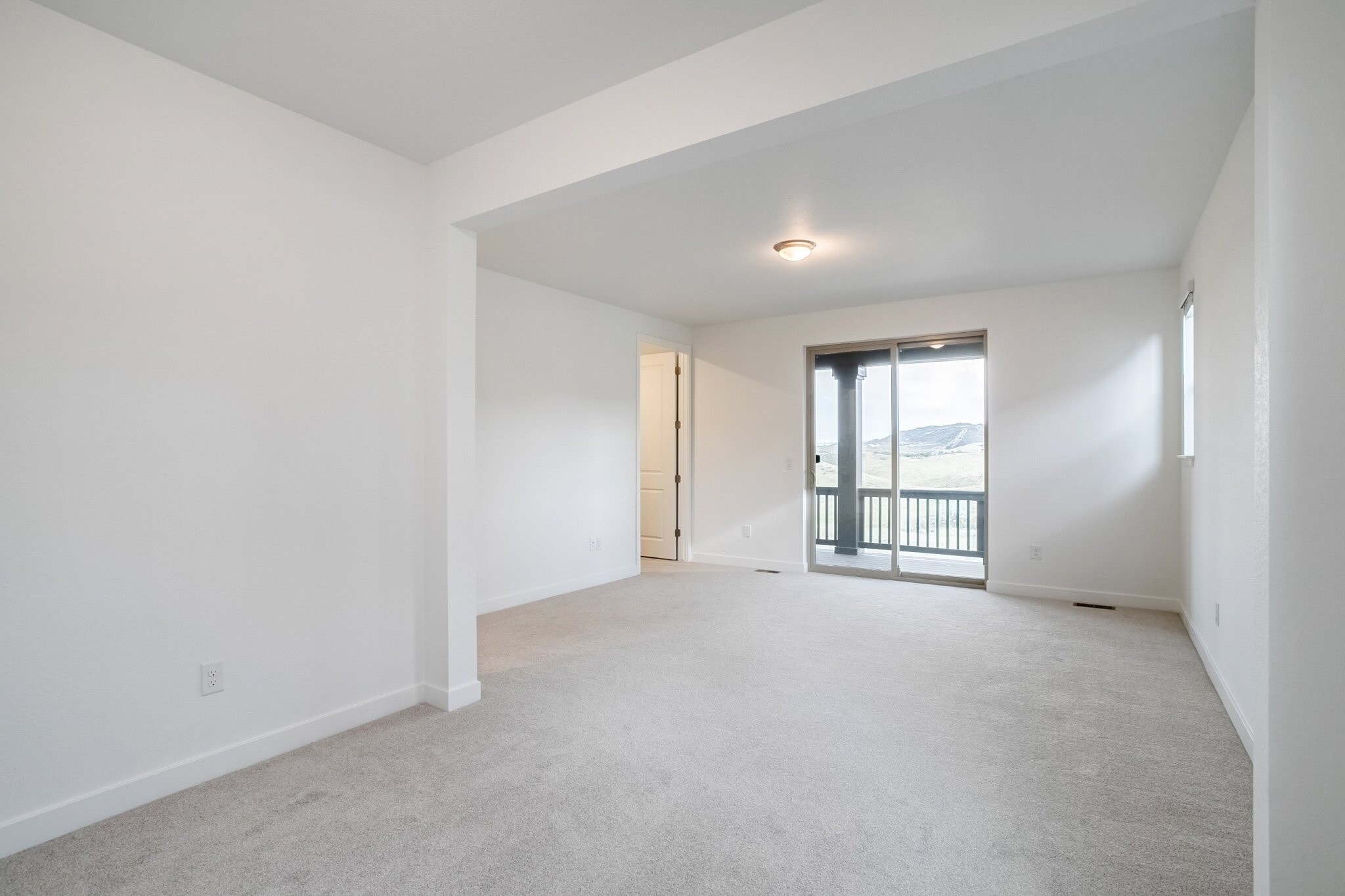 Building Photo - 15402 W Dequesne Ave