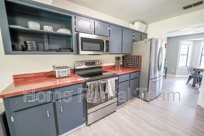 Building Photo - 225 Mt Olivet Church Rd