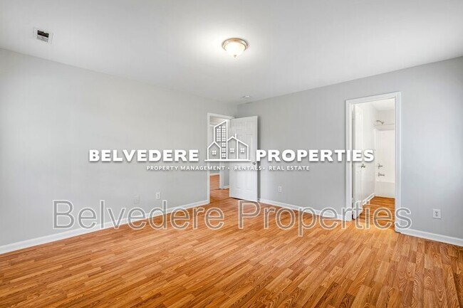 Building Photo - 405 N Dudley St