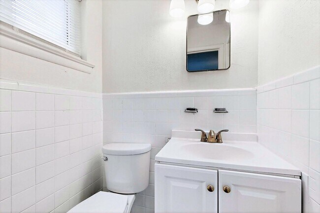 Building Photo - 3BR/2BA North Richland Hills Home with Updated Finishes
